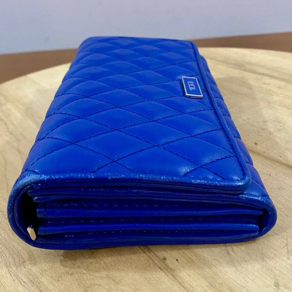 Tumi Blue Leather Quilted Continental Flap Wallet Long Organizer Clutch Travel